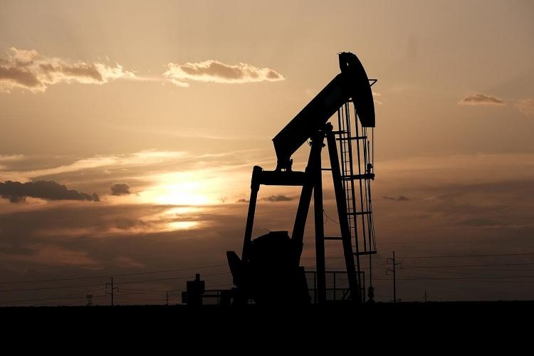 Giá dầu tăng vọt lên đỉnh mới của năm, yếu tố nào đang hỗ trợ phía sau?