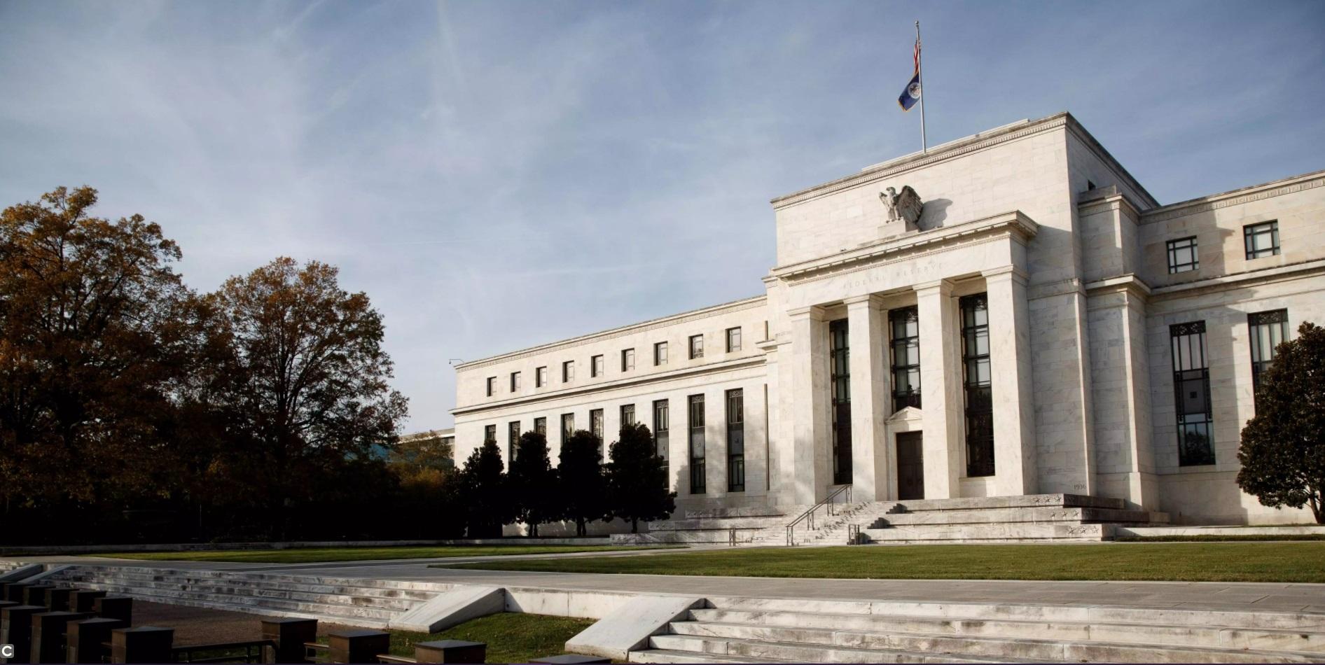 Fed chuẩn bị cho sự kết thúc của tỷ lệ đòn bẩy bổ sung