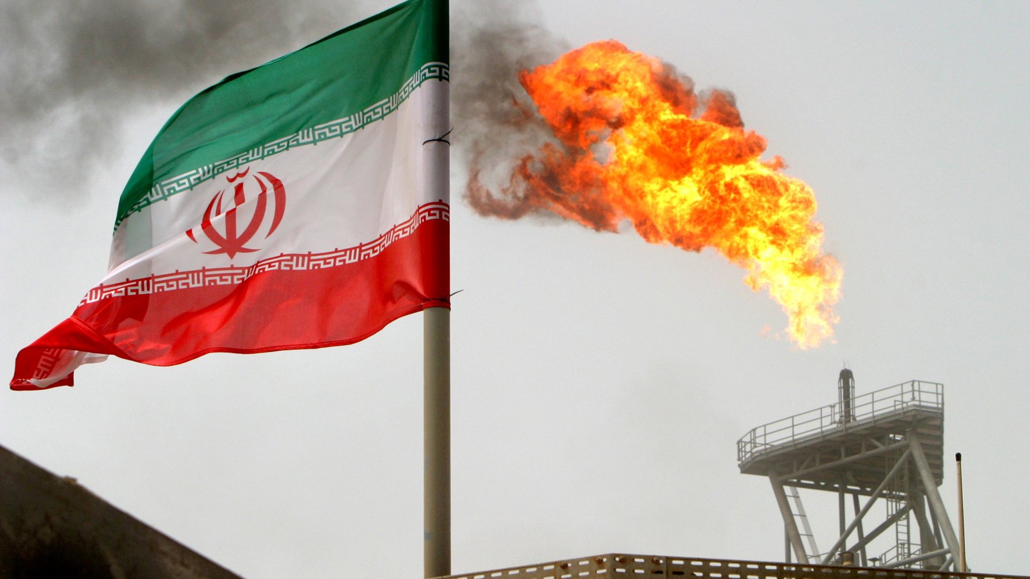 Hướng đi nào cho giá dầu sau tin tức Iran và OPEC+?