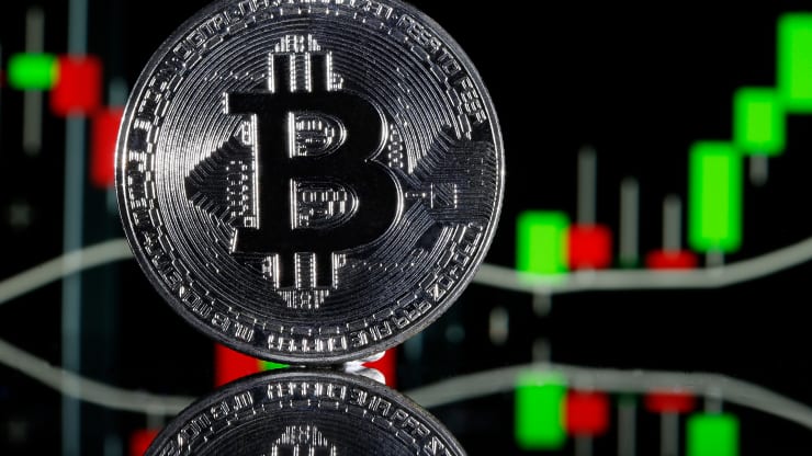 Bitcoin đạt $50,000 và chạm mức cao nhất trong hơn 3 tháng