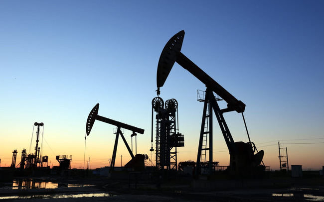 Giá dầu chờ thời cơ bứt phá từ dữ liệu tồn kho tại Mỹ