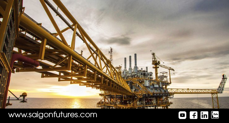 Giá dầu thô tiếp tục tăng cao trước rủi ro thiếu hụt sản lượng toàn cầu
