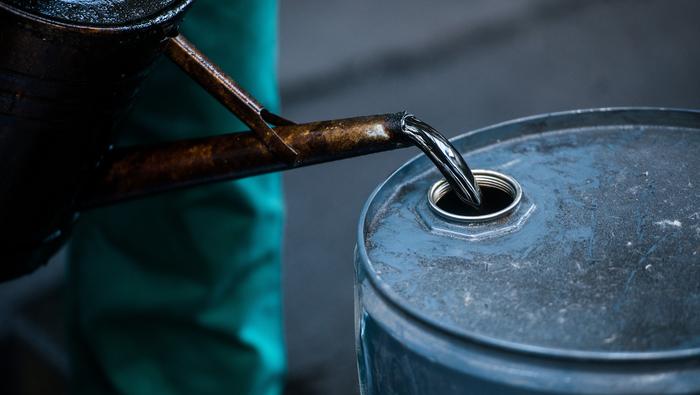 Phân tích triển vọng dầu thô: Giá dầu tiếp tục theo dõi đường SMA 50 ngày