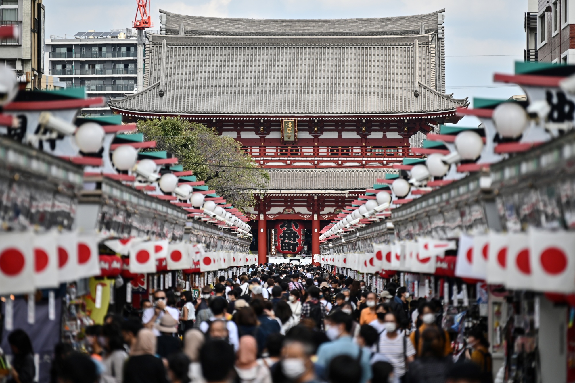 Mở cửa trở lại: cơ hội cho Nhật Bản làm mới mình