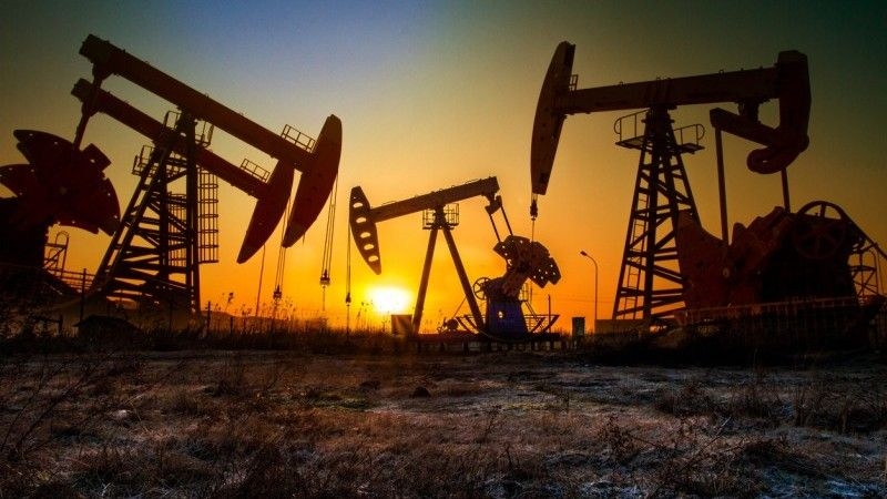 Giá dầu WTI tăng trên mức $81.00 bởi những lo ngại về suy thoái kinh tế Hoa Kỳ