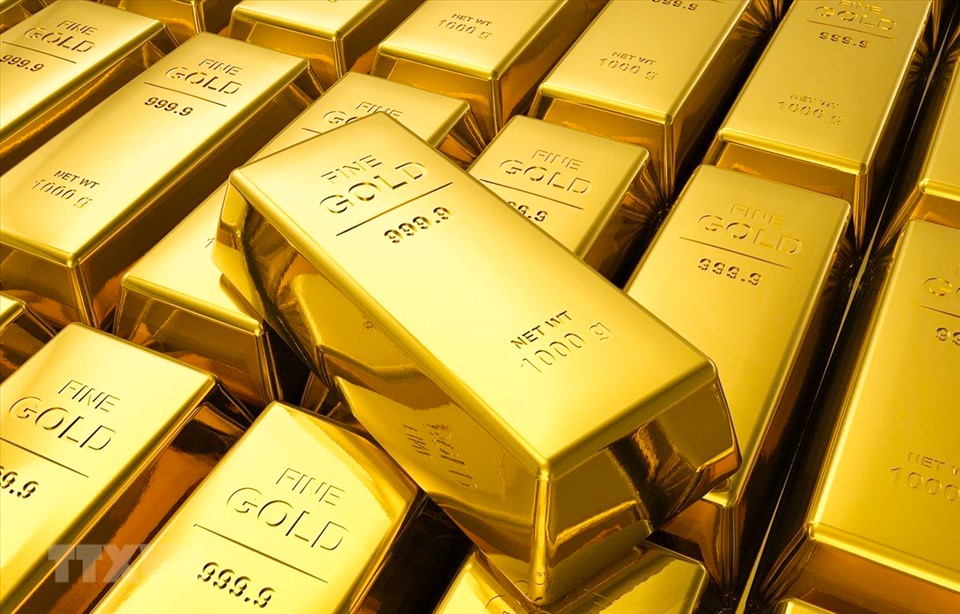 Giá vàng ổn định trên 2,000 USD khi Mỹ có dấu hiệu suy thoái