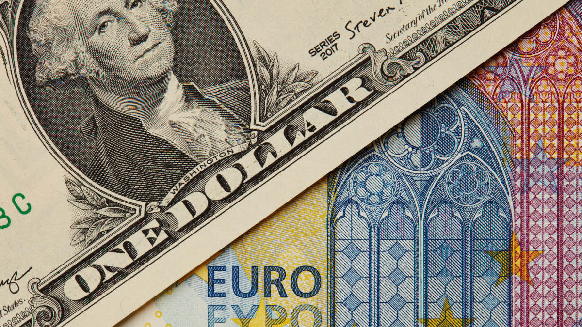 Phân tích tỷ giá EUR/USD: Quan sát đường EMA 50 ngày