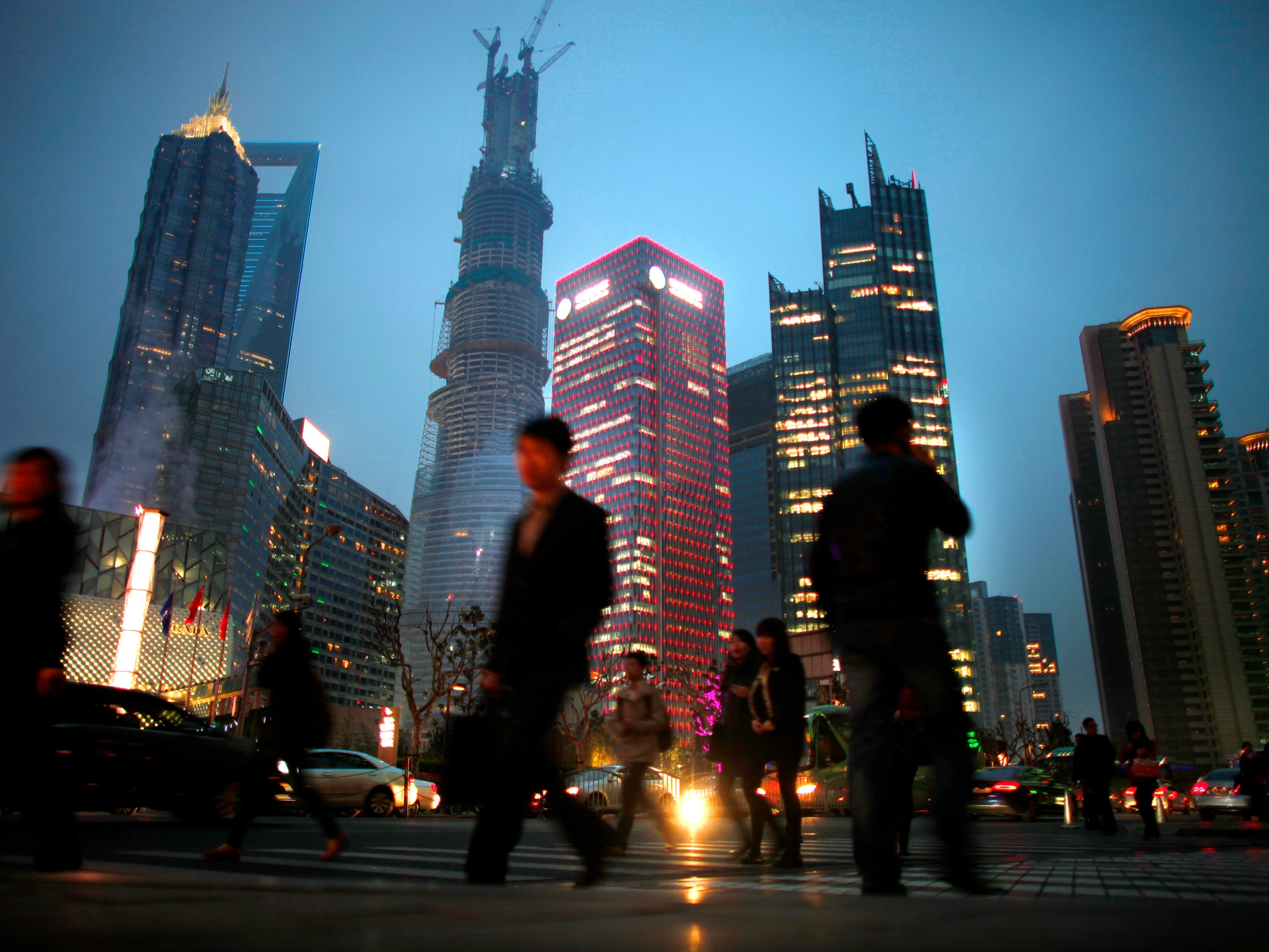 Các ngân hàng Trung Quốc hạ lãi suất, nhưng từng đó đã đủ?