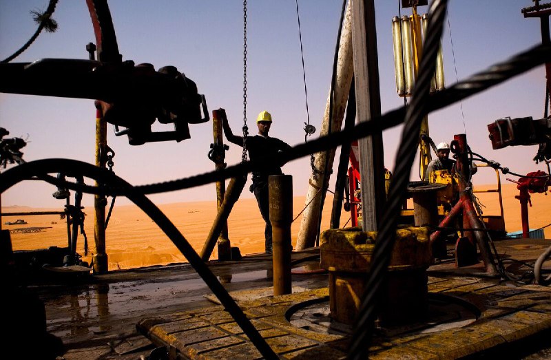 Dầu suy yếu khi mỏ dầu lớn tại Libya sản xuất trở lại