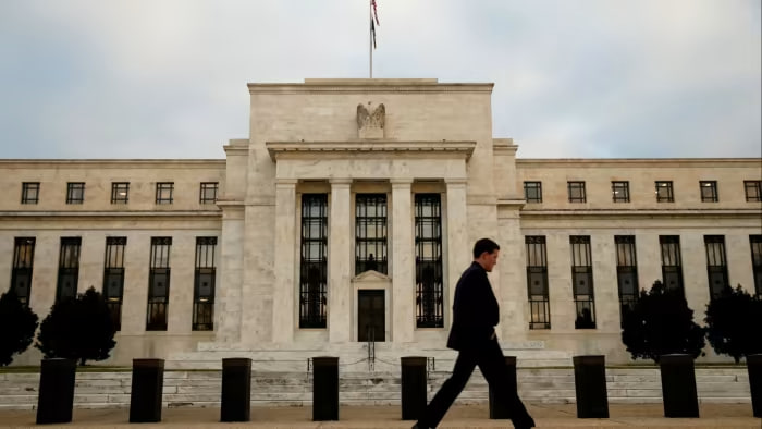 Quan điểm từ một cựu Giám đốc của Fed: "Họ" cần sớm hạ lãi suất