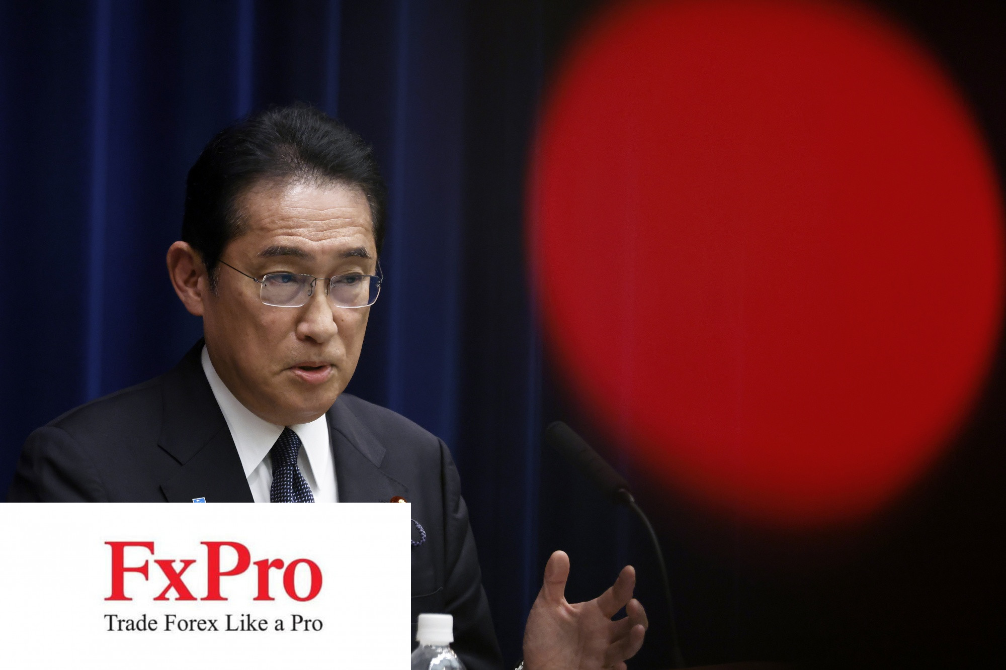 Thủ tướng Nhật Bản: Sẽ nỗ lực tăng lương bền vững