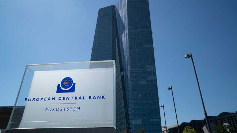 Thành viên ECB bày tỏ lo ngại với đà tăng của đồng EUR