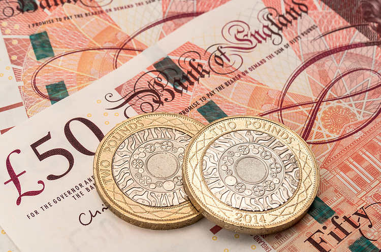 Đồng Dollar giảm xuống mức thấp nhất trong vòng hai năm khi nhu cầu đồng Bảng Anh tăng lên