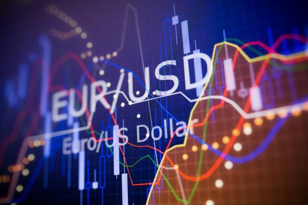 EUR/USD sẽ sớm có nhịp điều chỉnh giảm?