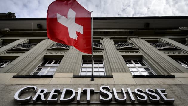 Credit Suisse lỗ 4.7 tỷ USD từ sự cố  Archegos, hàng loạt quan chức cấp cao ra đi