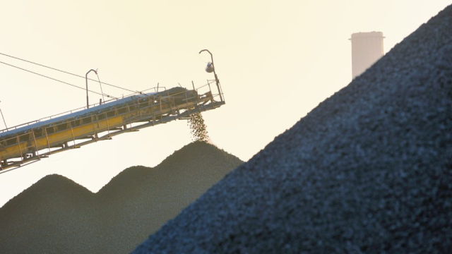 Giá quặng sắt giảm vì ‘ông lớn’ Australia, Brazil tăng xuất khẩu