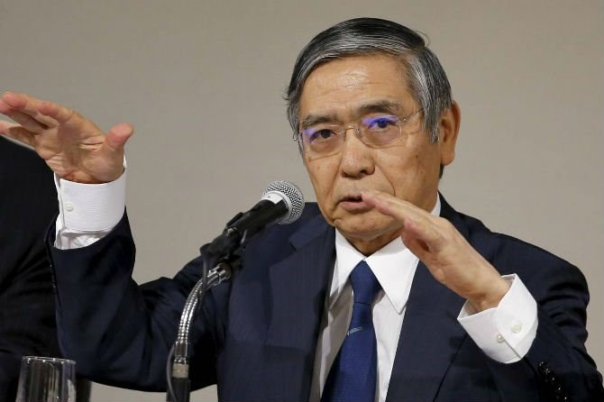 Thách thức tiếp theo của NHTW Nhật là thoát khỏi di sản nới lỏng của Kuroda