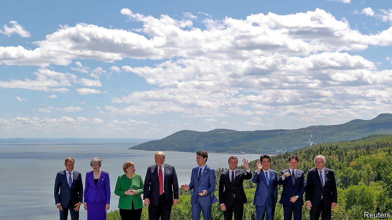 Ảnh chụp tập thể các lãnh đạo G7 tại hội nghị thượng đỉnh lần thứ 44 tổ chức ở Charlevoix, Canada