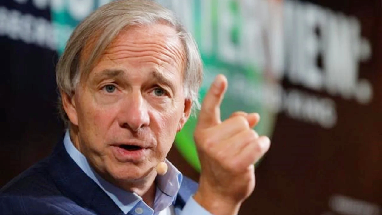 Bridgewater&#39;s Ray Dalio Warns Government Could Restrict Bitcoin  Investments, Impose &#39;Shocking&#39; Taxes – Bitcoin News