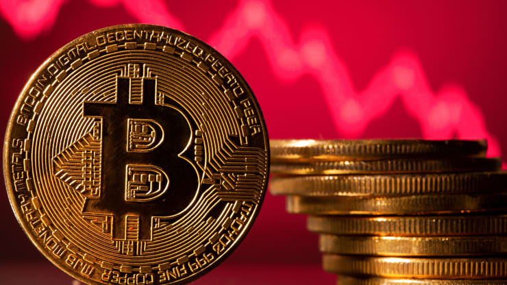 90 tỷ USD "bốc hơi" khỏi thị trường tiền điện tử khi Bitcoin chạm mốc dưới 30,000 USD