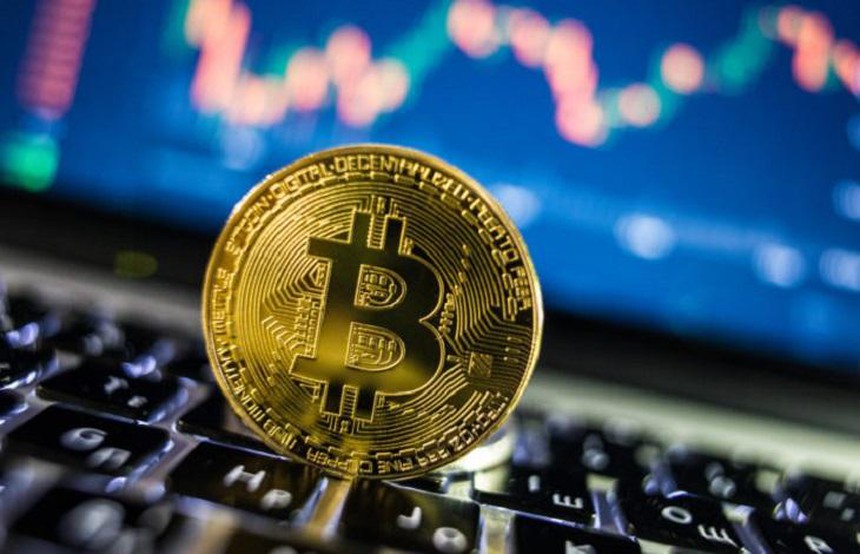 'Cá voi Bitcoin' thức giấc sau 3 năm