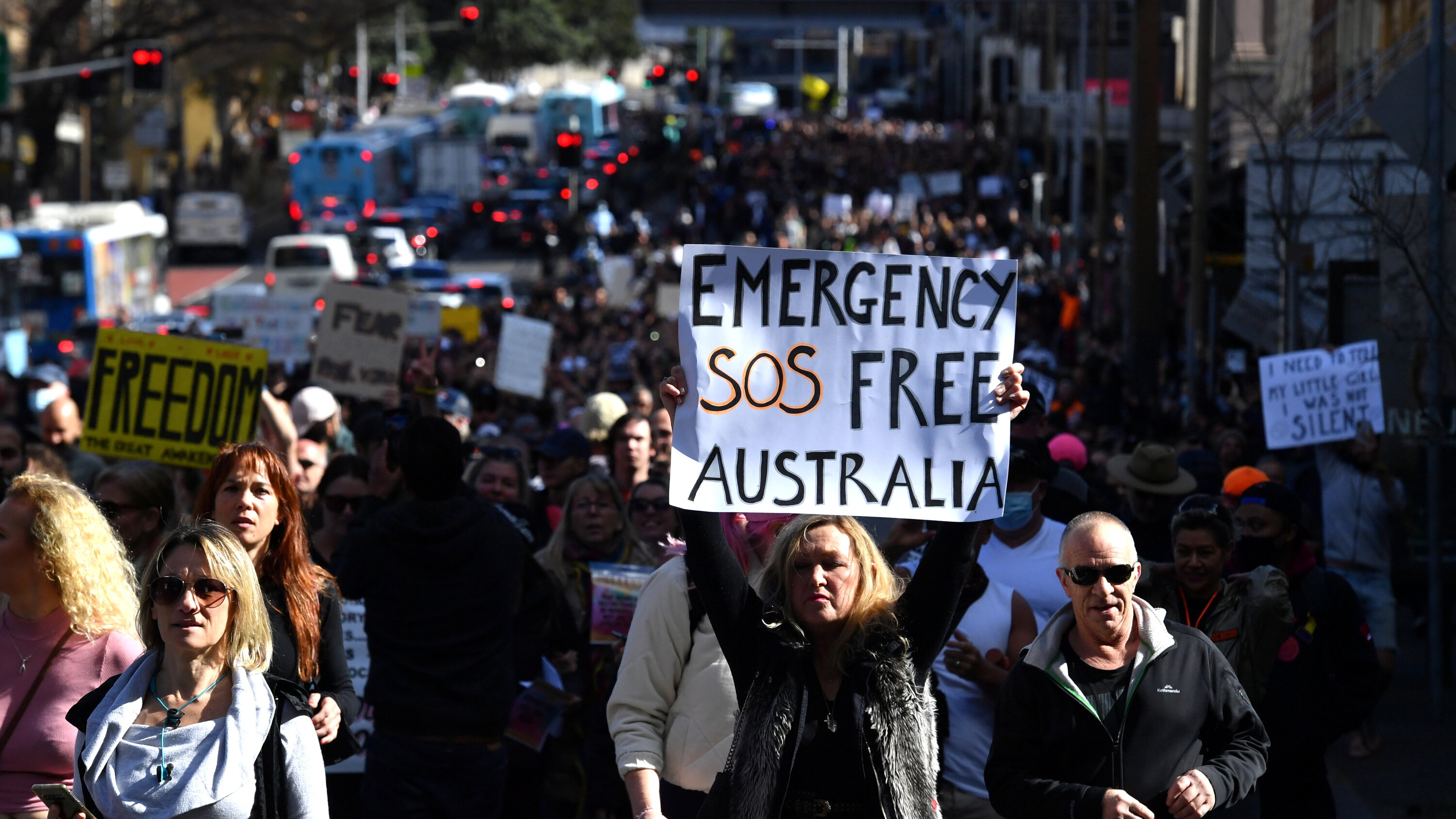 Người dân Sydney biểu tình chống phong tỏa vào tuần trước