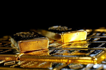 Vàng có thể giá tăng gấp 3 lần hiện tại, chinh phục mốc 5.500 USD/ounce