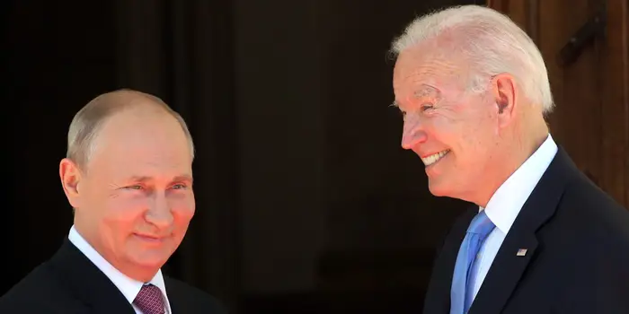 Biden Warns Putin It Will Be &#39;Very, Very Difficult&#39; to Attack Ukraine