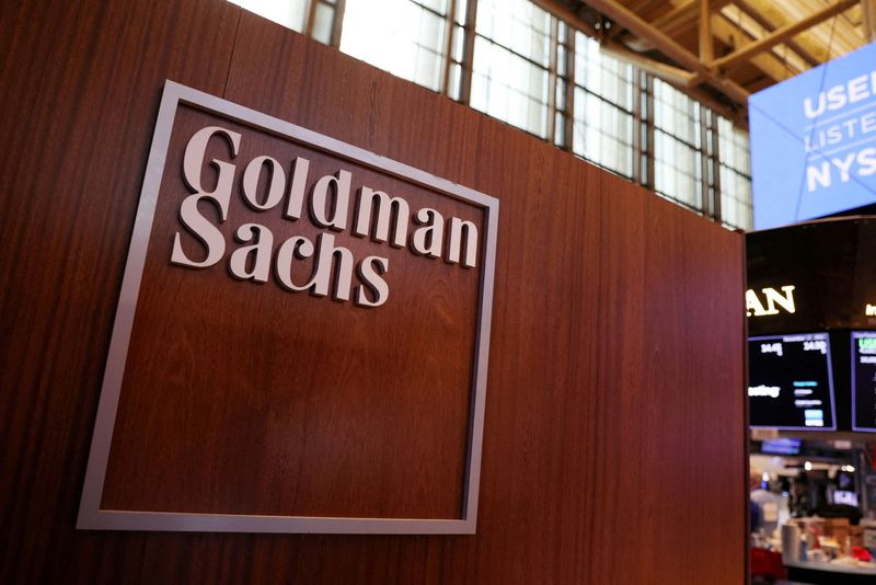 Goldman Sachs bổ nhiệm Luke Sarsfield làm đồng giám đốc đơn vị quản lý tài sản
