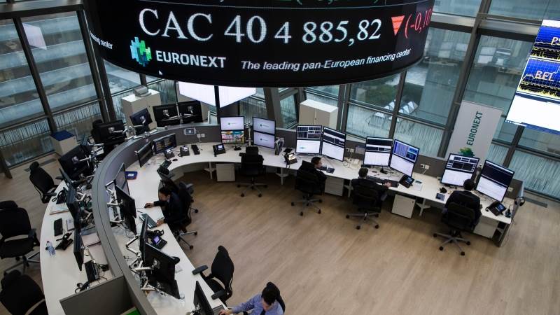 EU cân nhắc chào bán trái phiếu; chứng khoán, lợi suất trái phiếu bật tăng
