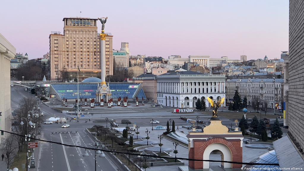 5 kịch bản cho giá vàng, dầu, USD và chứng khoán trong xung đột Nga-Ukraine