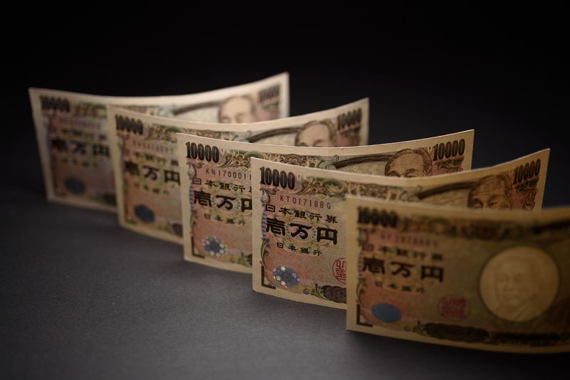 Đồng Yên Nhật chạm đáy hơn 2 thập kỷ - Vì đâu nên nỗi?