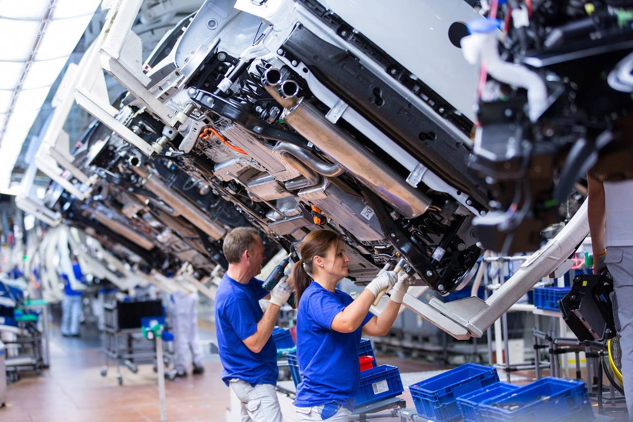 Kinh tế Eurozone trên đà phục hồi nhờ lĩnh vực sản xuất tăng vọt | Kinh  doanh | Vietnam+ (VietnamPlus)