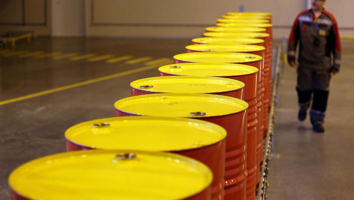 Hướng đi nào cho dầu thô WTI khi nguồn cung thị trường eo hẹp?