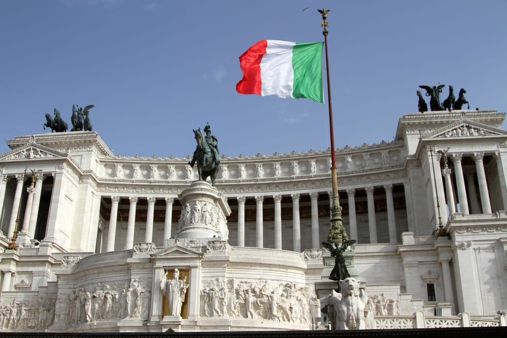 Italy đối mặt với nguy cơ khủng hoảng chính phủ mới | Châu Âu | Vietnam+  (VietnamPlus)
