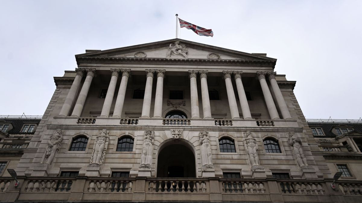 Bảng Anh thách thức phe gấu với lập trường thận trọng và độc lập của BoE