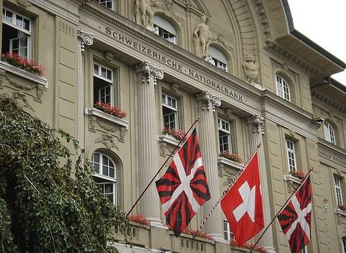 Ngân hàng Trung ương Thụy Sĩ lỗ 34 tỷ đô la trong vòng 9 tháng đầu năm 2015  - DKN News