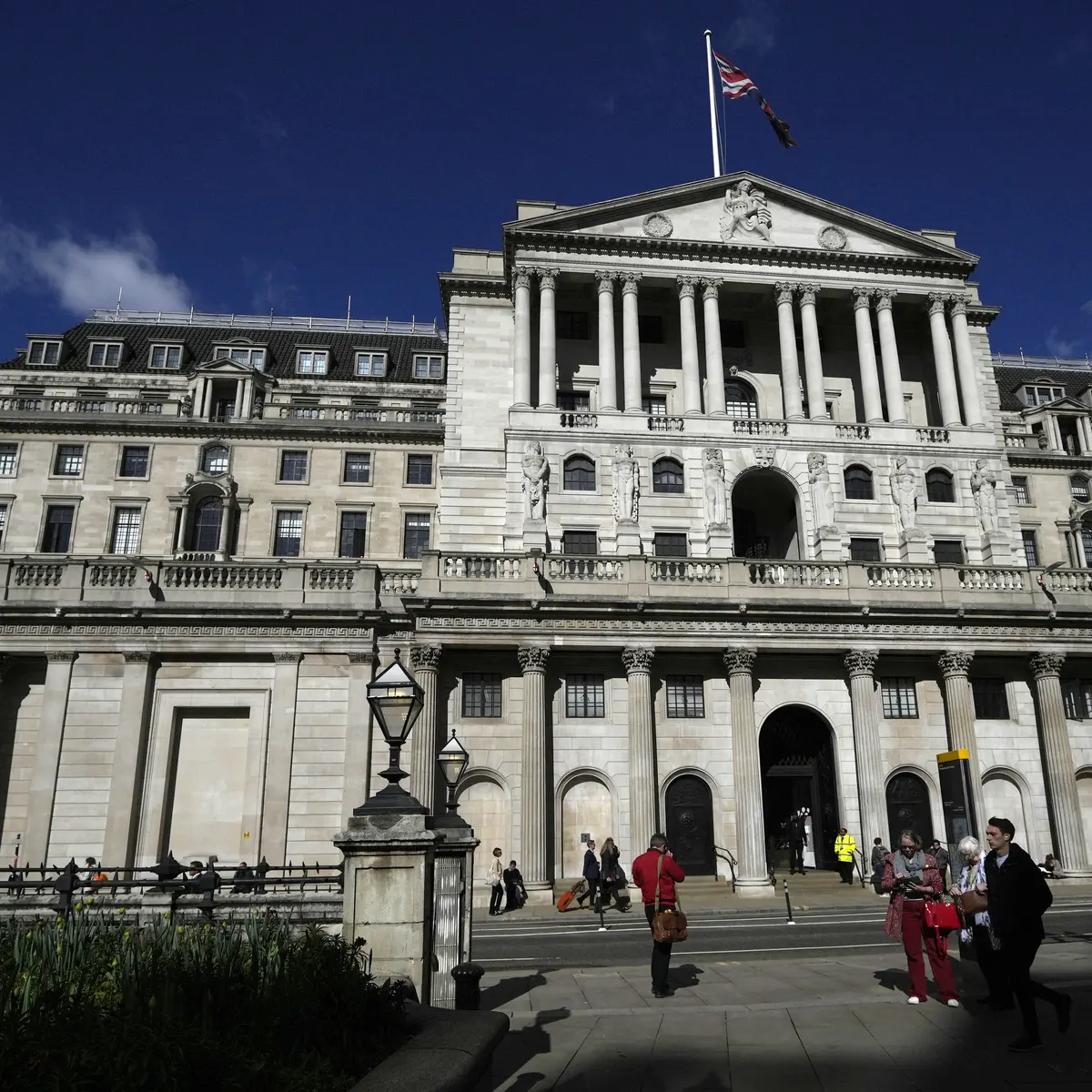 UK in recession, says Bank of England as it raises interest rates to 2.25%  | Interest rates | The Guardian