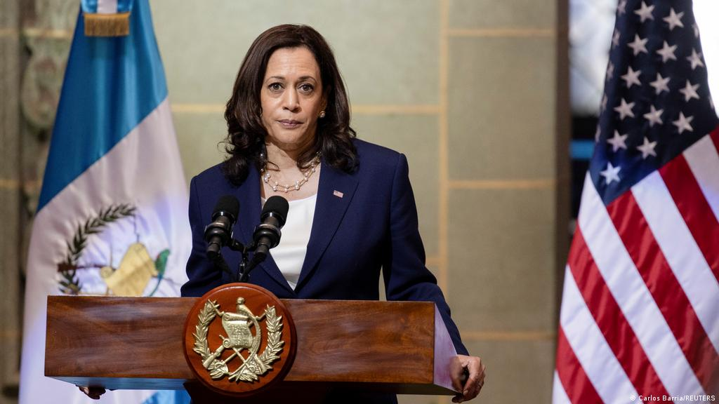 Opinion: A disappointing first year for US Vice President Kamala Harris |  Opinion | DW | 11.01.2022