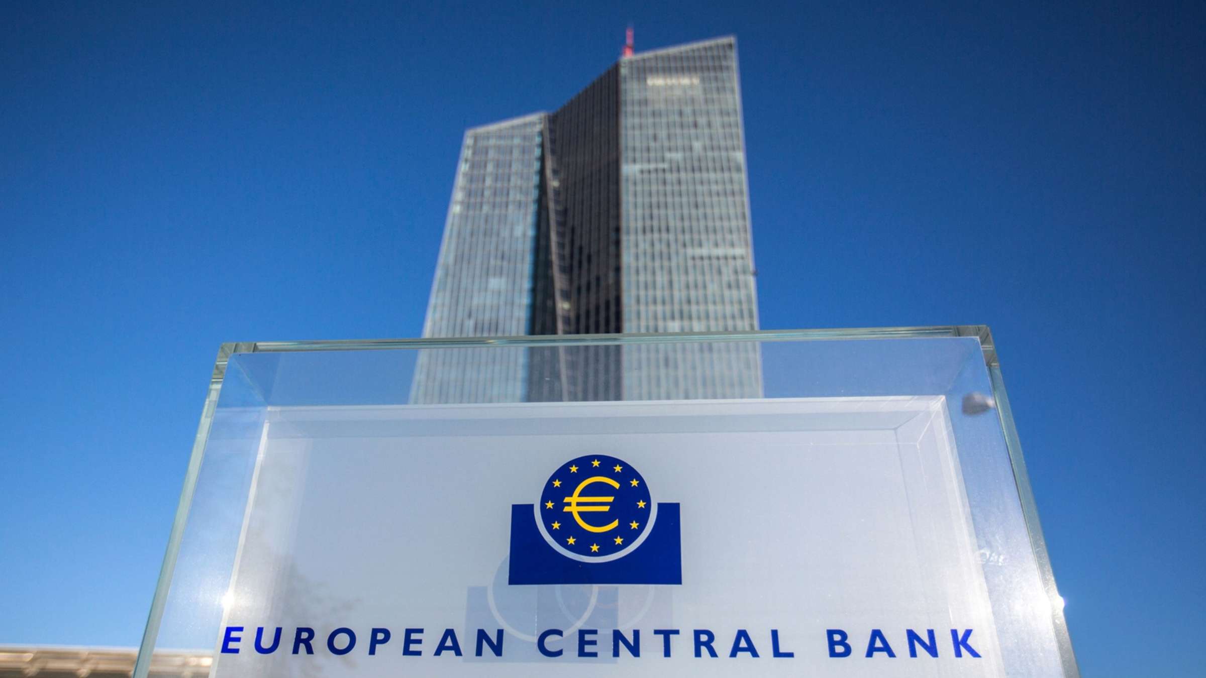 Lãi suất dài hạn của ECB khó có thể đạt mức 2.25%
