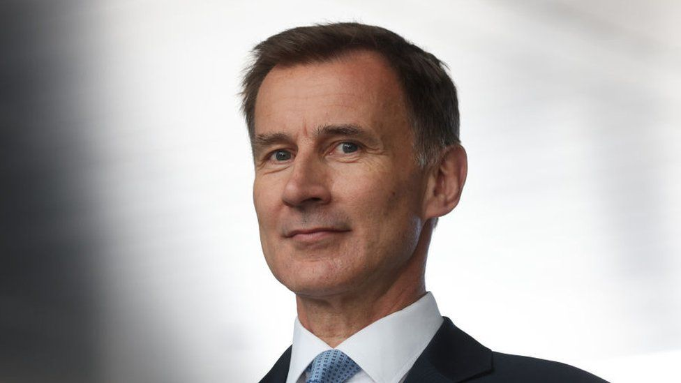 Who is Jeremy Hunt? New UK chancellor who backed Sunak in leadership race -  BBC News
