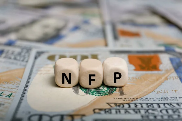 USD/JPY lệch quỹ đạo bất chấp các yếu tố hỗ trợ. NFP đang mang tới điều gì?