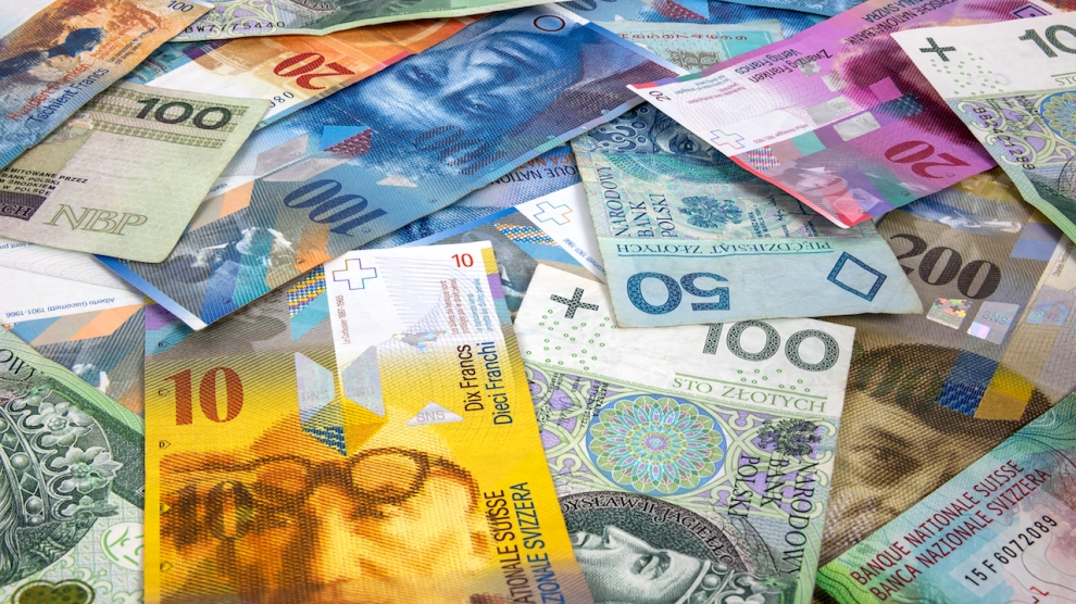 Nhận định EUR/CHF và USD/CHF: Liệu đà tăng của đồng CHF có thể bị chặn lại?