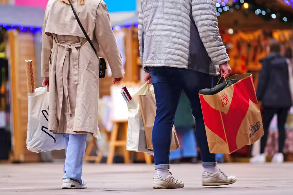 Fears more High Street stores could collapse as spending falls | Evening  Standard