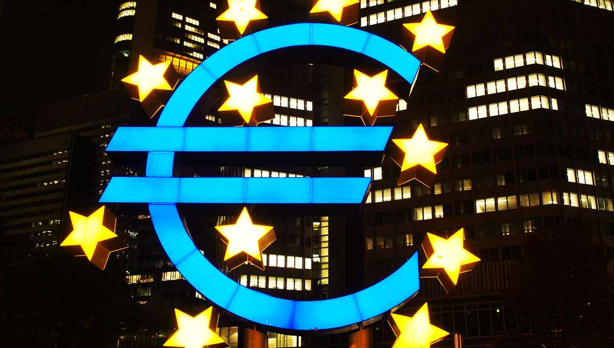 Cổ phiếu các ngân hàng châu Âu lao dốc khi lo ngại về sự sụp đổ lây lan trở lại