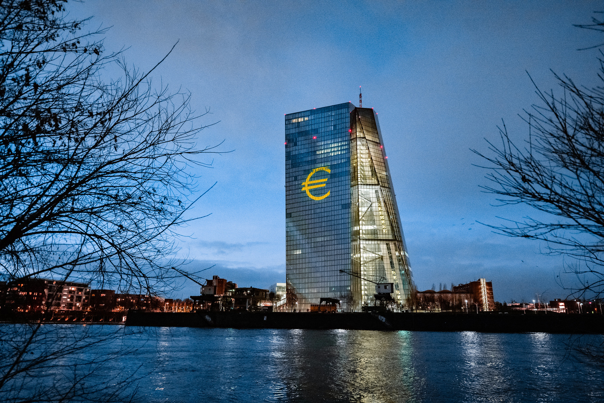 nhtw-ECB
