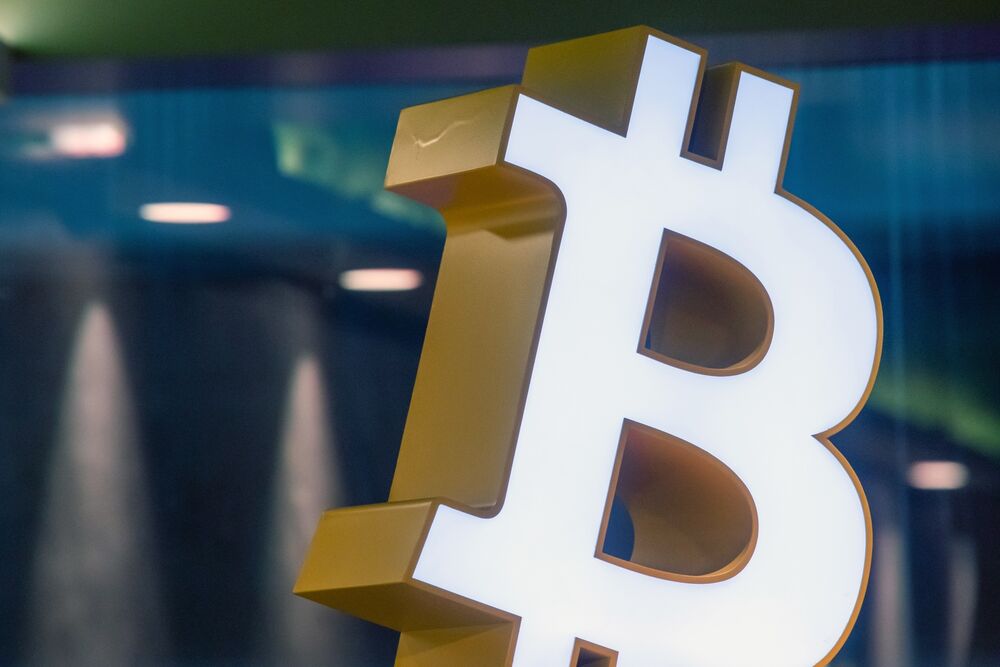 Bitcoin tăng tốc trở lại 30,000 USD