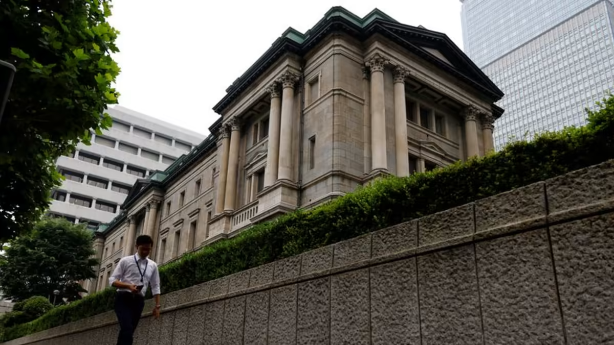 Japan's ex-top FX diplomat sees BOJ keeping ultra-low rates this year - CNA