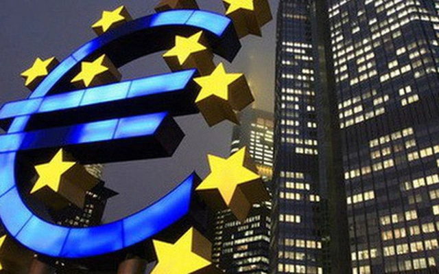 ECB đứng trước sức ép tiếp tục tăng lãi suất | VTV.VN