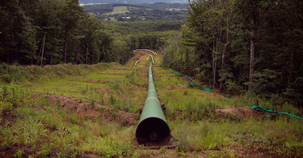 Chính quyền Biden phê duyệt giấy phép chính cho đường ống dẫn khí đốt ở Tây